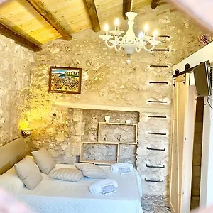 https://casa-rurale-noto-antica.sicilyhotelsitaly.net